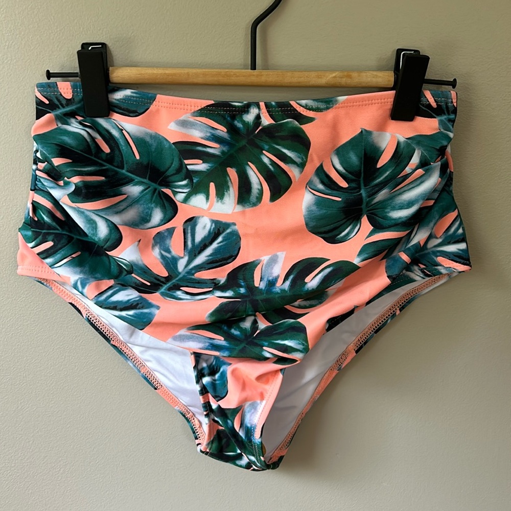 Cupshe High Waisted Ruched Bikini‎ Bottom Sz M NWOT